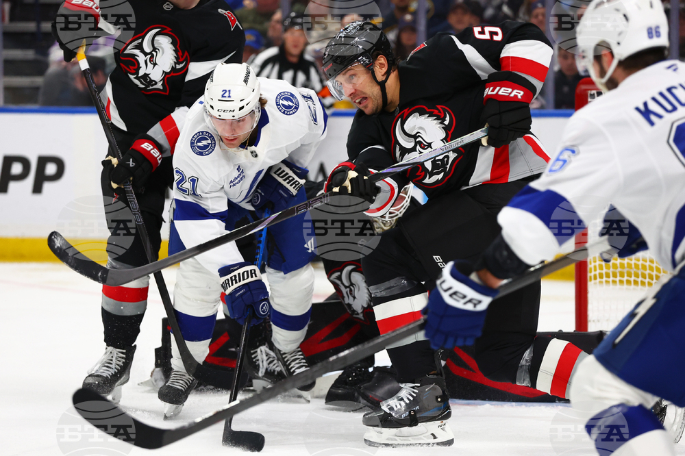 Lightning Sabres Hockey