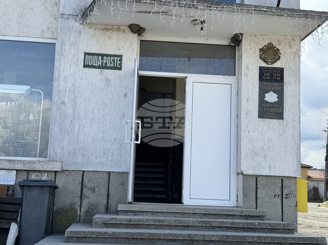 Вече пети ден продължава издирването на възрастната жена от казанлъшкото село Ръжена, която е в неизвестност от 3 април