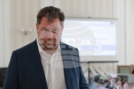 „Информационно обслужване“ - демонстрация - избори