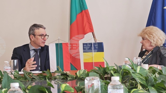 Енергийната и транспортна свързаност на България с Румъния обсъди служебният министър Трайков с румънския посланик 