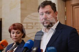 ЦИК - „Информационно обслужване“ - пресконференция