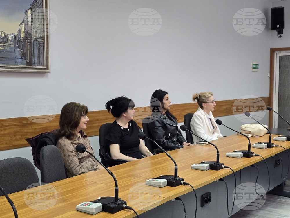 Ловеч - медицински специалисти - отличия