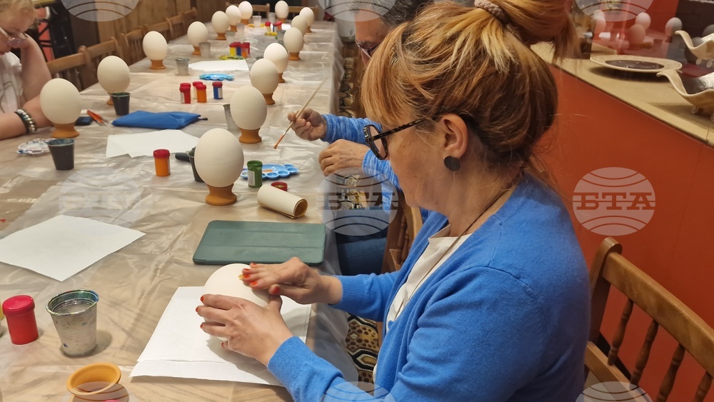 Троян - „Яйцата на художника“ - инициатива