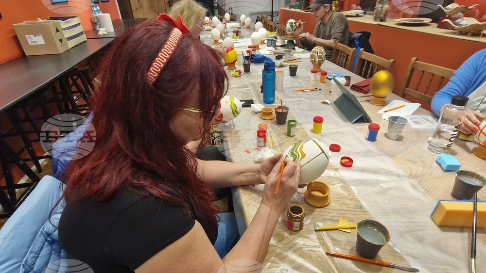 Троян - „Яйцата на художника“ - инициатива