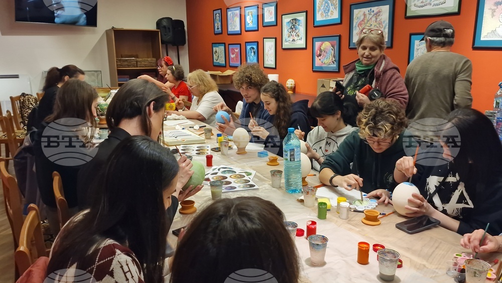 Троян - „Яйцата на художника“ - инициатива