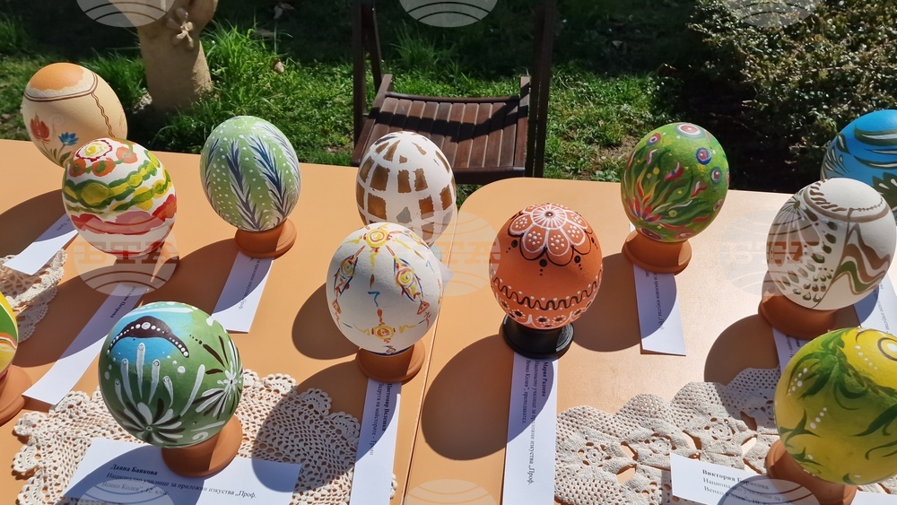 Троян - „Яйцата на художника“ - инициатива