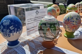 Троян - „Яйцата на художника“ - инициатива