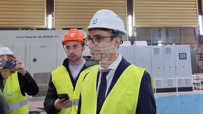 Два от четирите хидроагрегата в ПАВЕЦ Чаира работят, каза енергийният министър Трайчо Трайков 