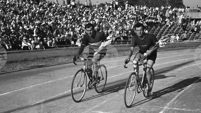Архивен поглед на БТА: Джиро д’Италия, българското участие в състезанието и колоезденето в България