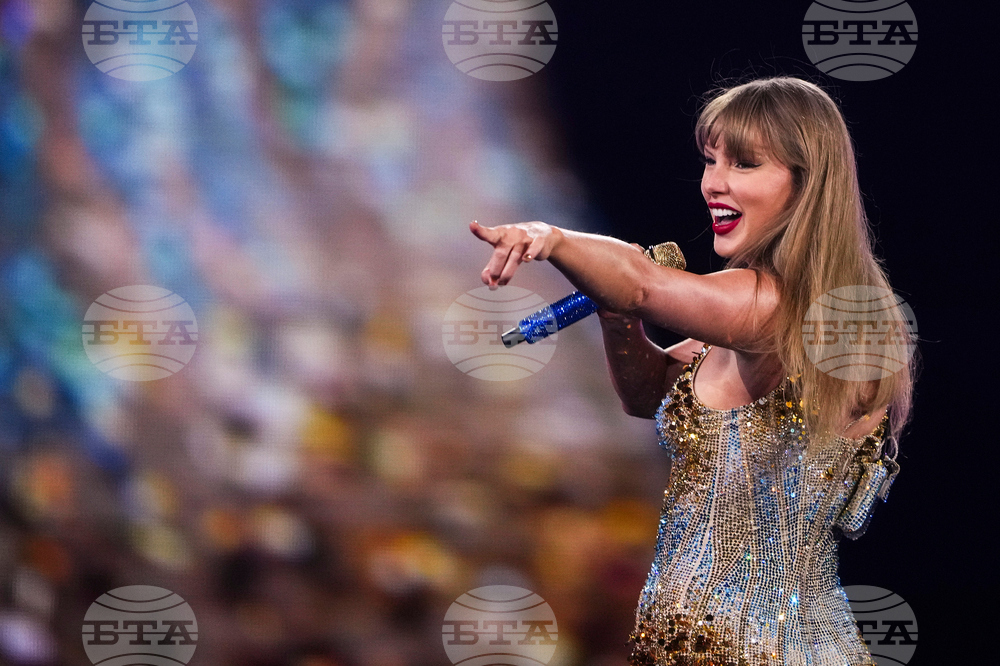 Pershing Square-Universal Music