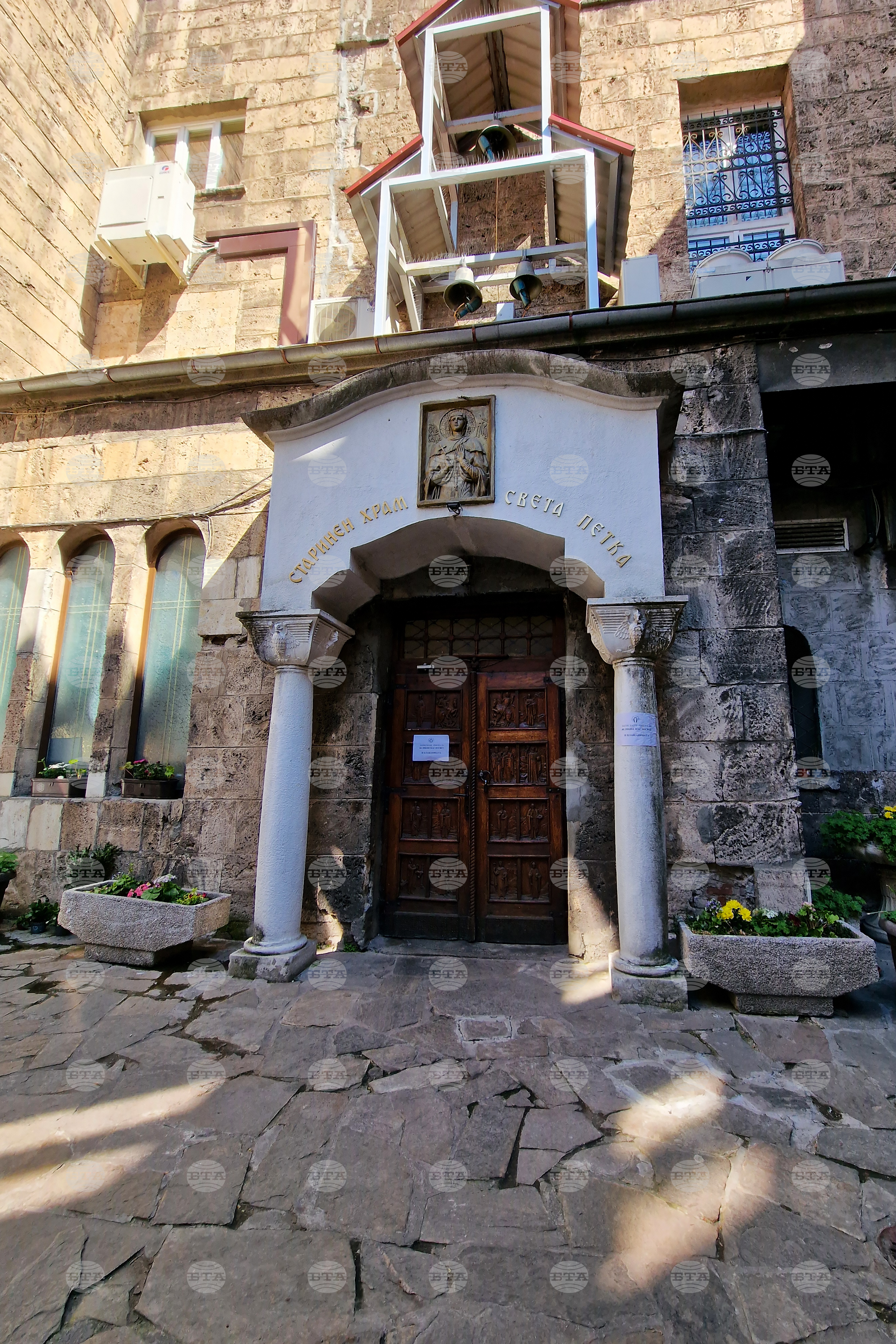 Софийска митрополия - старинен храм „Света Петка“ - социална кухня