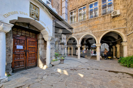 Софийска митрополия - старинен храм „Света Петка“ - социална кухня