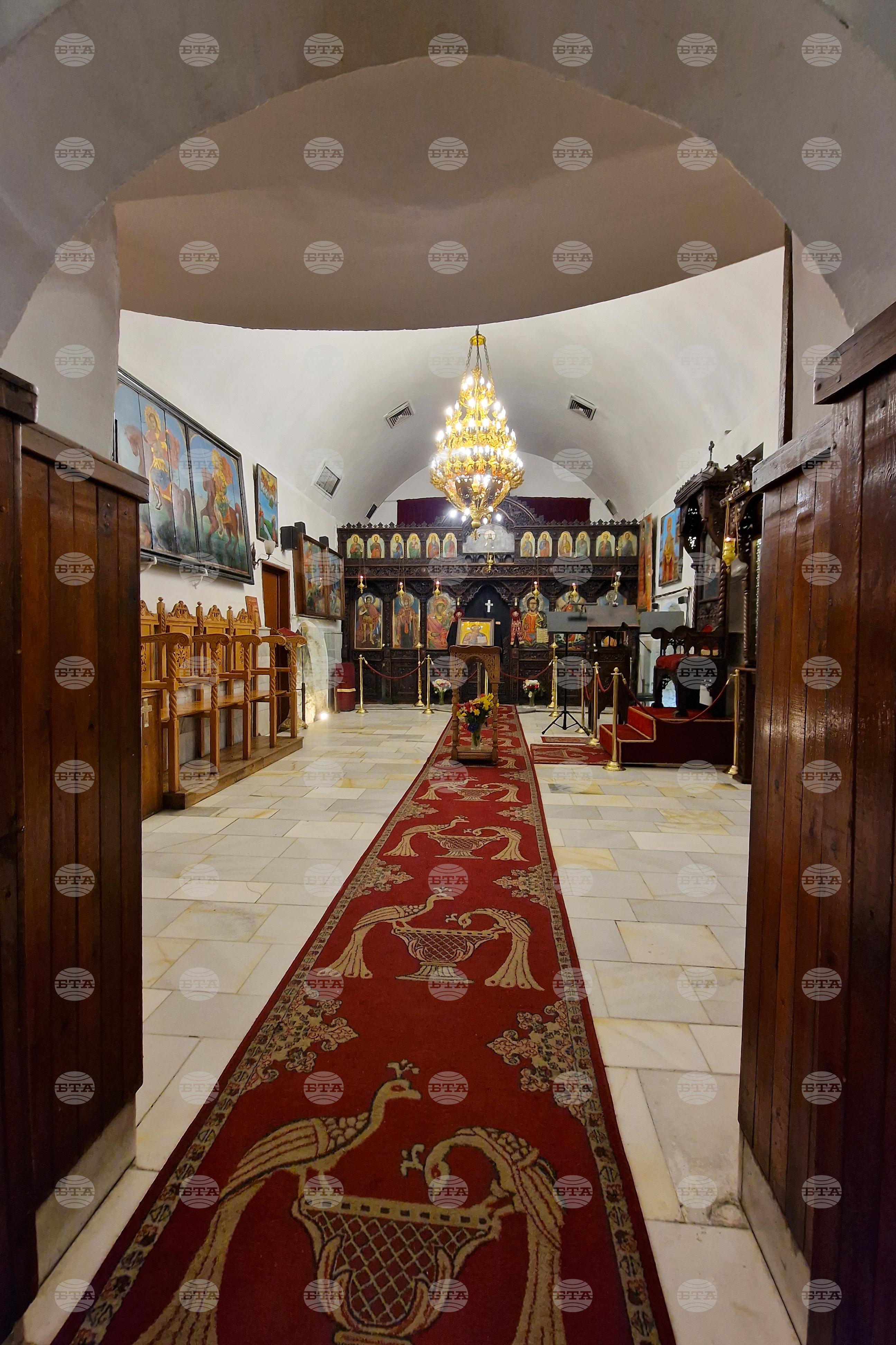 Софийска митрополия - старинен храм „Света Петка“ - социална кухня