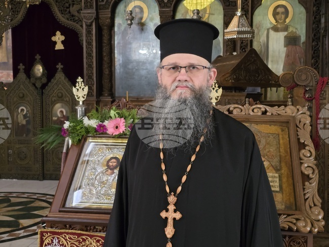 Страстната седмица припомня страданията и Възкресението на Иисус Христос, каза архимандрит Йоаким