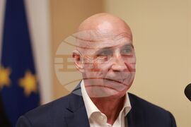 Министерството на транспорта и съобщенията - цени на горивата - среща