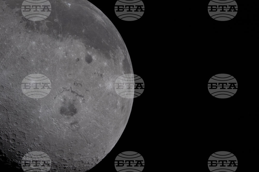 NASA Artemis Moonshot