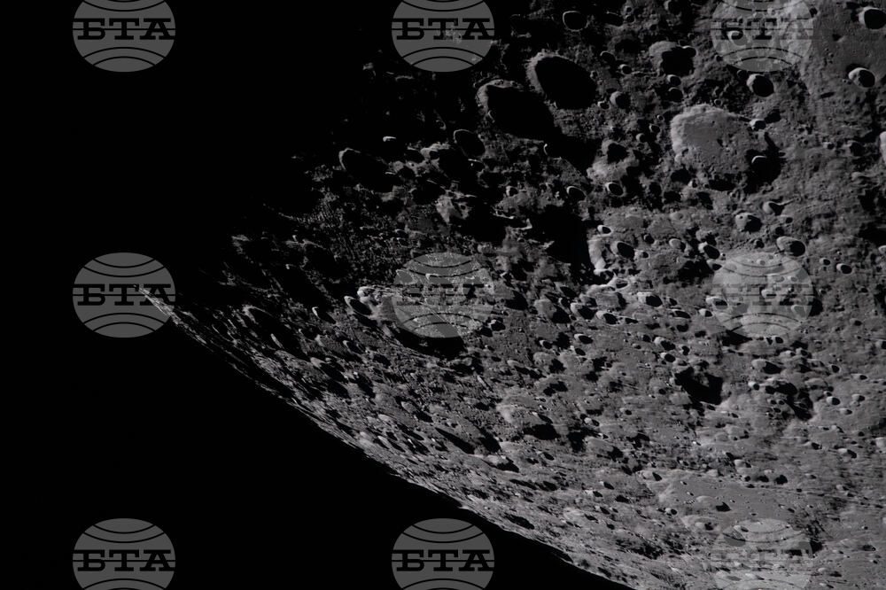 NASA Artemis Moonshot