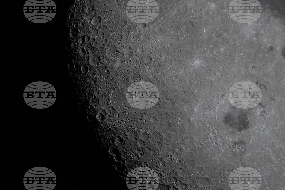 NASA Artemis Moonshot