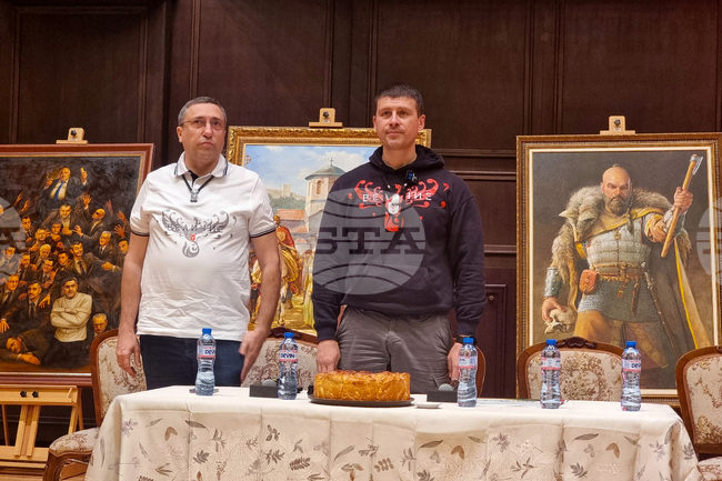 Лидерът на "Величие" Ивелин Михайлов предупреди за опасности от засилена приватизация на ключови сектори на среща в Добрич