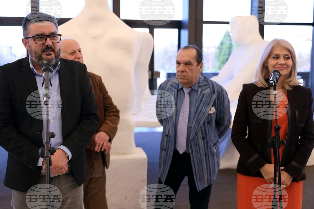 Изложба „Общуване“ на Павел Койчев - откриване