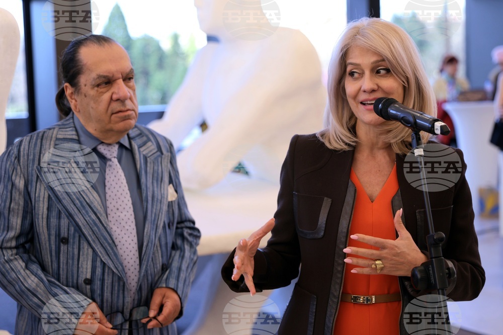 Изложба „Общуване“ на Павел Койчев - откриване