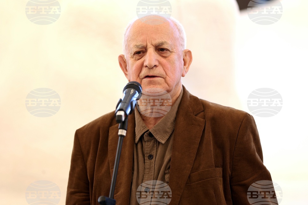 Изложба „Общуване“ на Павел Койчев - откриване