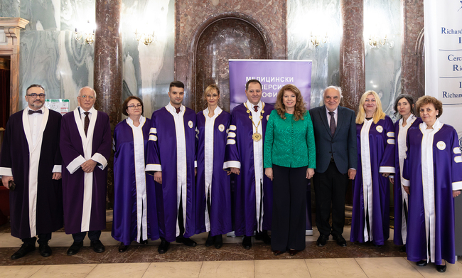 Илияна Йотова: С експертизата на медиците и учените ще постигнем по-доброто управление на здравеопазването 