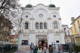 Бургас - Художествена галерия "Петко Задгорски" - 80 години от създаването