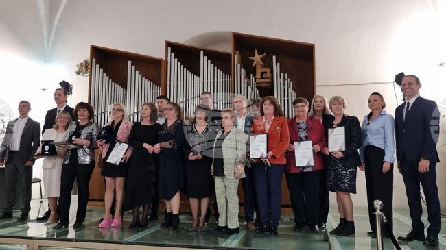 Община Ямбол отличи медици с принос за здравеопазването в града по повод Световния ден на здравето