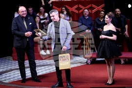 Сатиричен театър "Алеко Константинов" - "Златен кукерикон" - награди