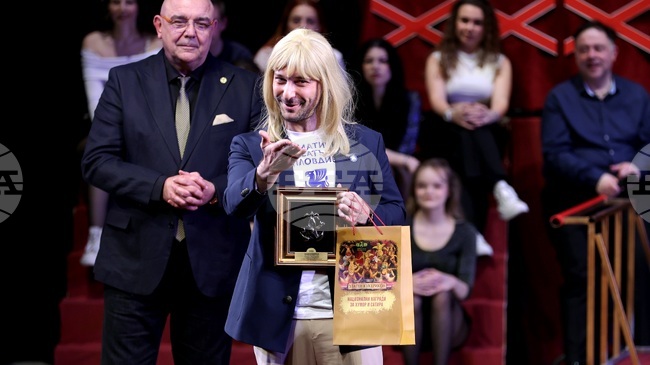 Театър „София“ и Малък градски театър „Зад канала” са фаворитите на „Златен кукерикон“ тази година