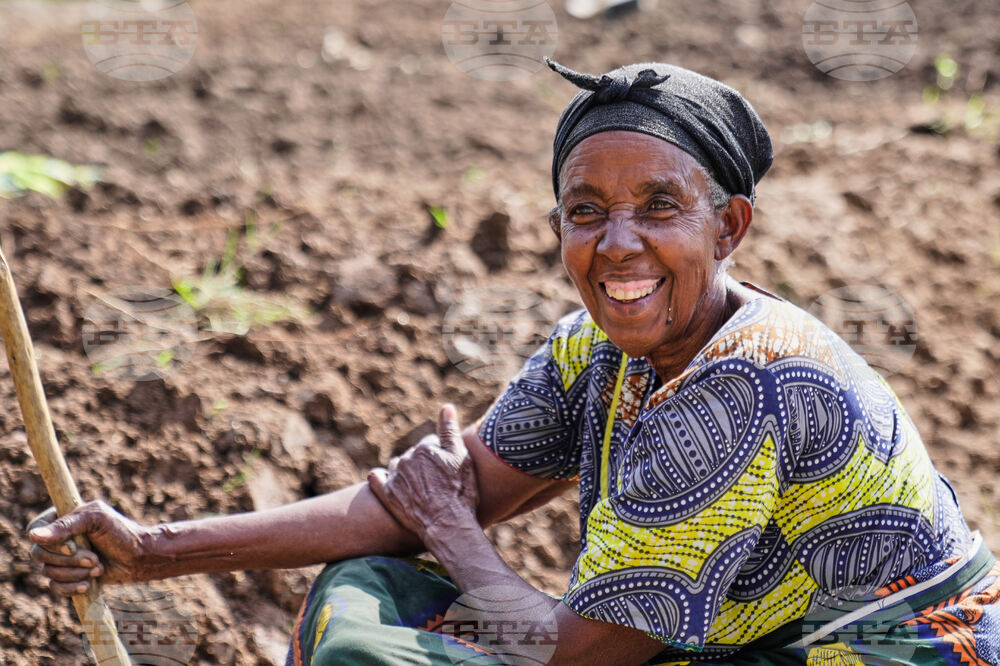 CORRECTION Rwanda Protecting Farmland