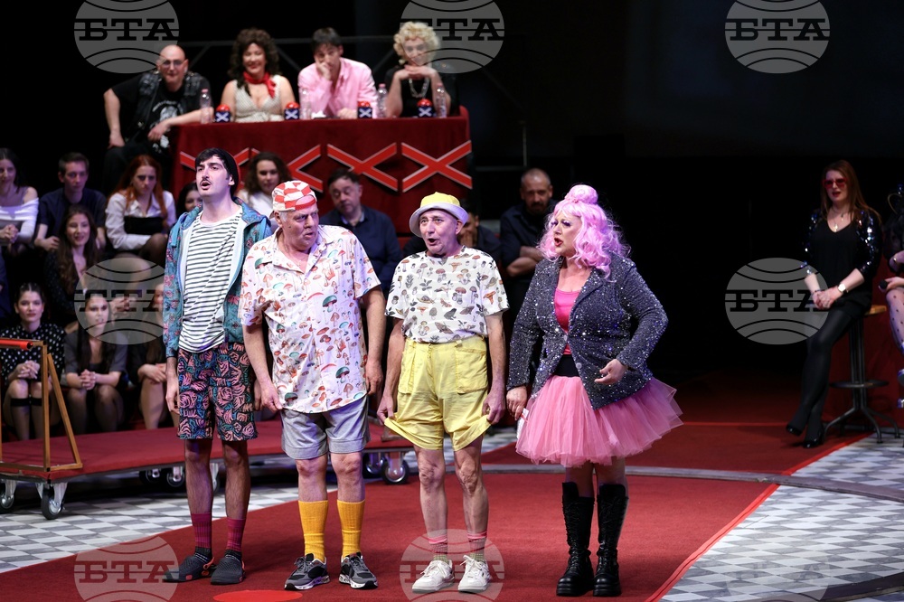 Сатиричен театър "Алеко Константинов" - "Златен кукерикон" - награди