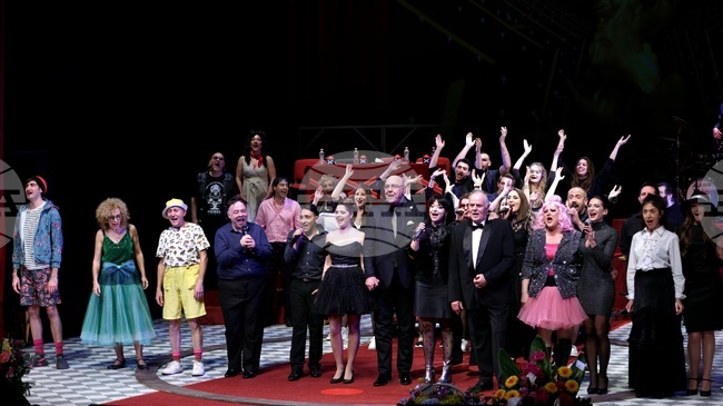 Весела Бабинова, Тодор Дърлянов, Антон Угринов, Даниел Кукушев и „Велика“ са тазгодишните носители на „Златен кукерикон“