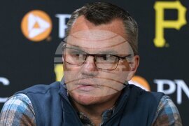 Padres Pirates Baseball