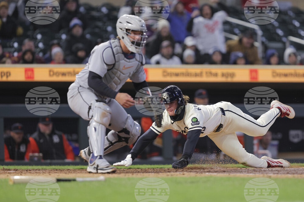 Tigers Twins Baseball