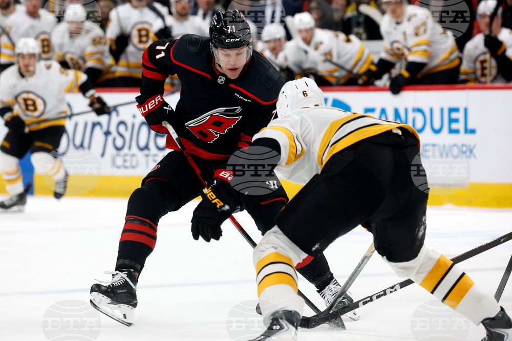 Bruins Hurricanes Hockey