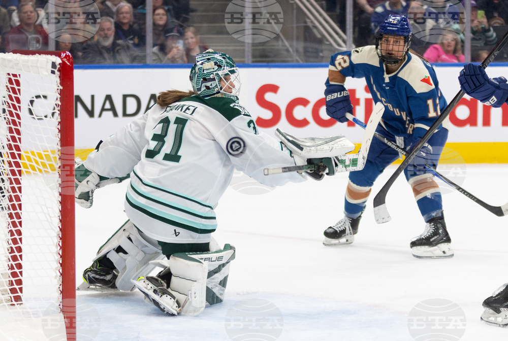 PWHL Fleet Goldeneyes Hockey