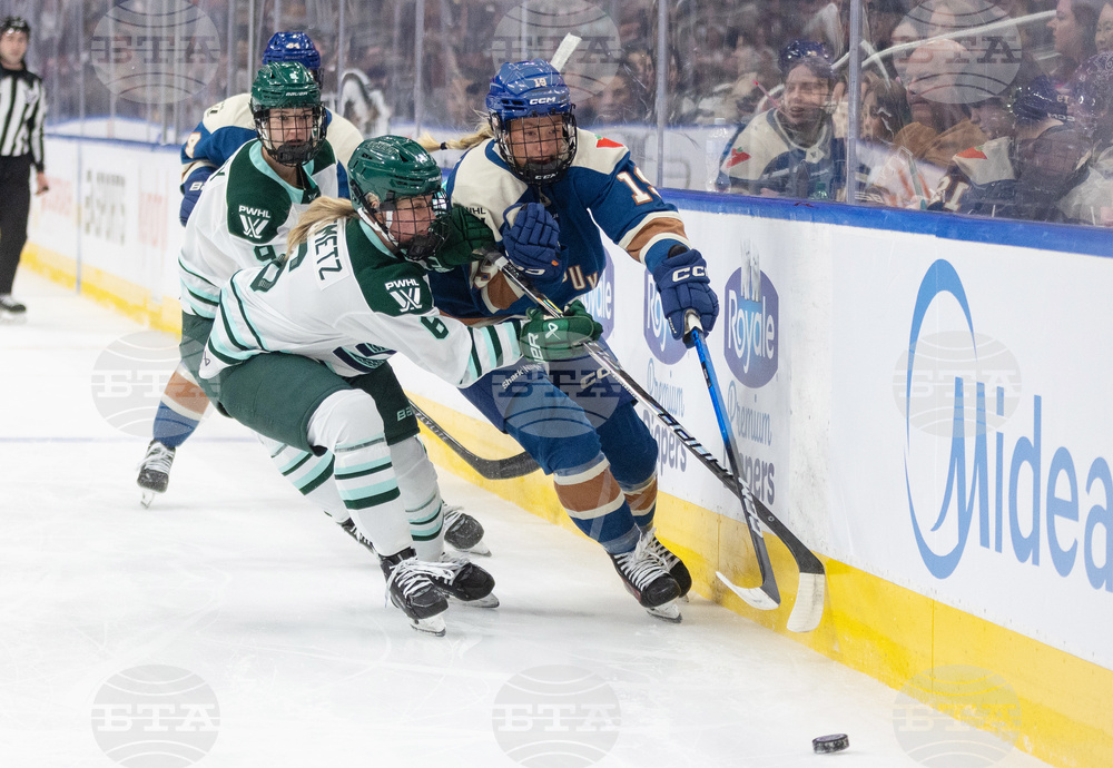 PWHL Fleet Goldeneyes Hockey