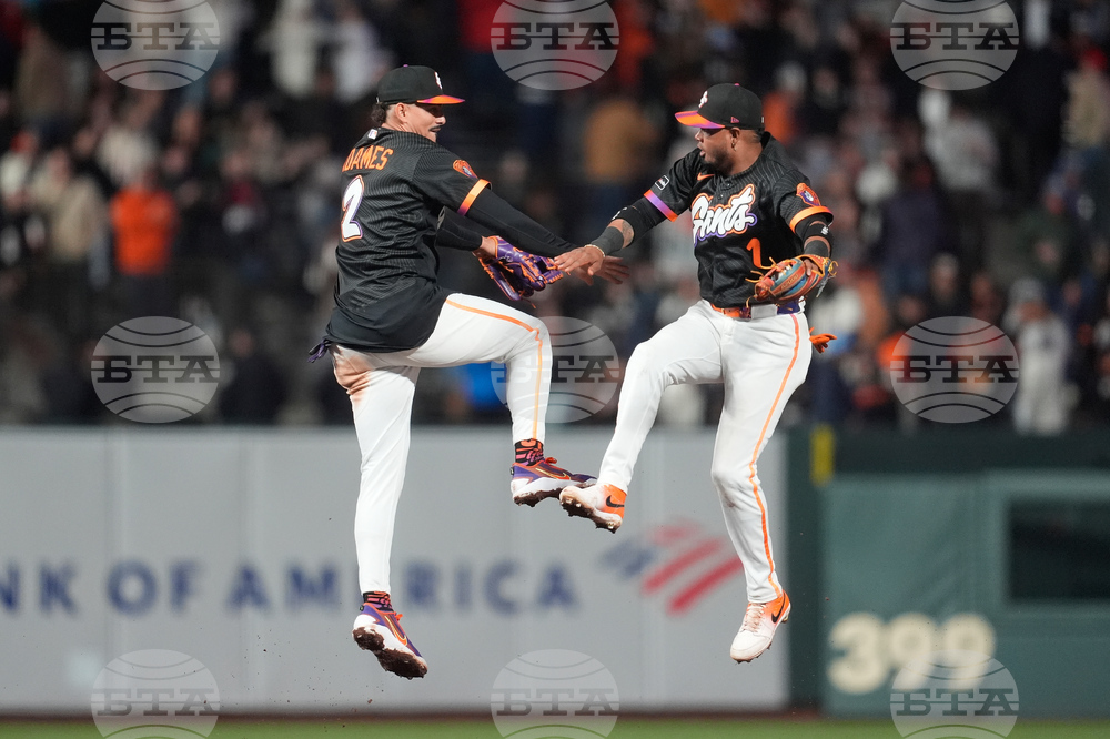 Phillies Giants Baseball