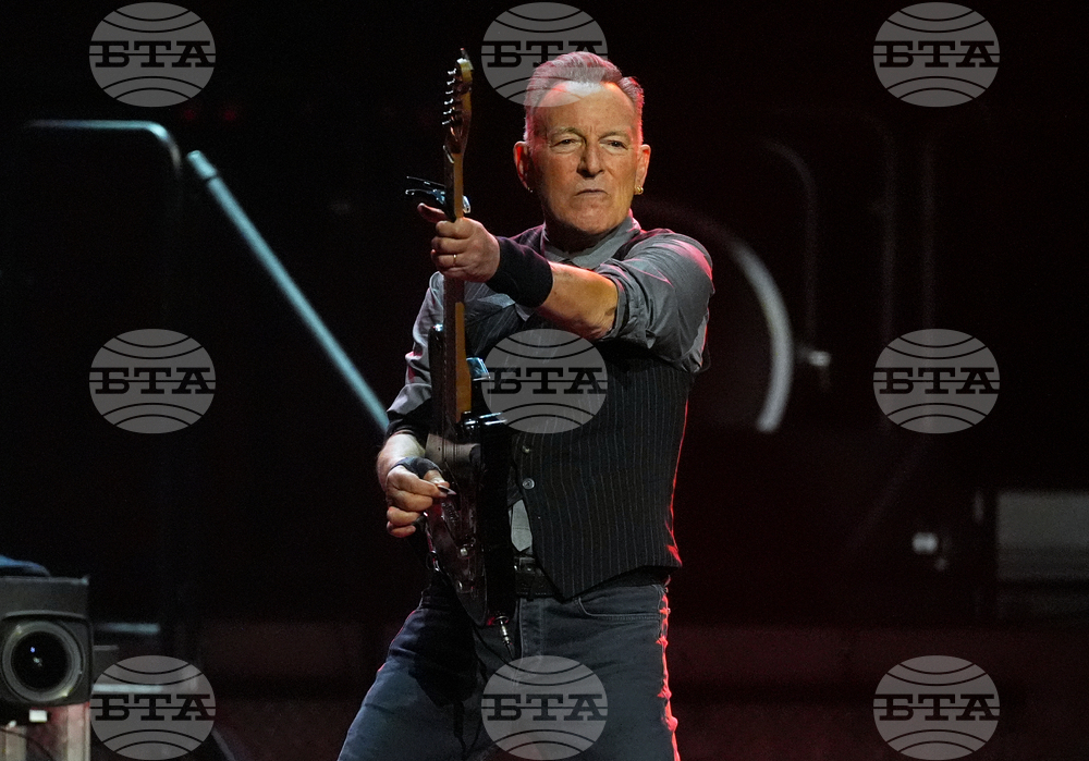 Bruce Springsteen in Concert - Inglewood, Calif.