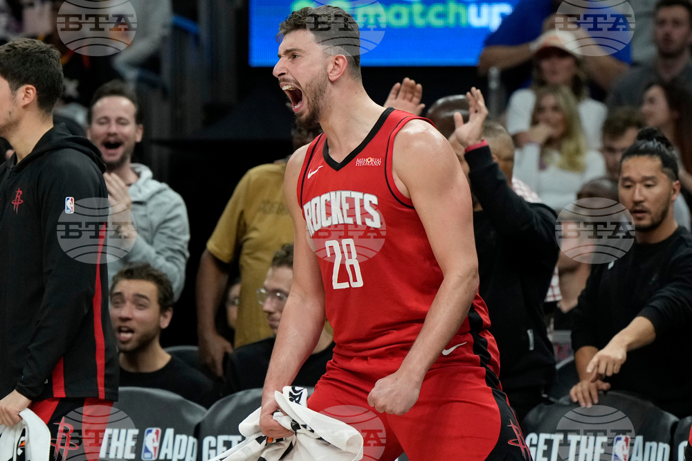 Rockets Suns Basketball