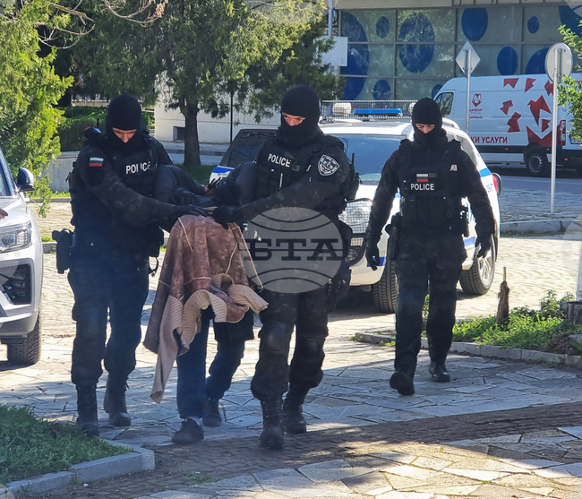 Петима души са задържани по подозрение в изборна търговия в област Хасково за последното денонощие
