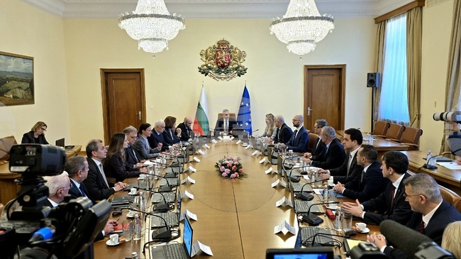 С близо 1,2 милиона евро служебното правителство компенсира неприетите деца в детски градини