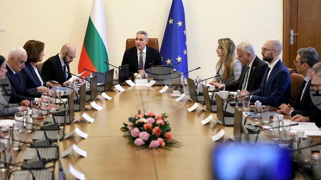 Задържани са 223 души за изборни престъпления до момента, заяви служебният премиер Андрей Гюров