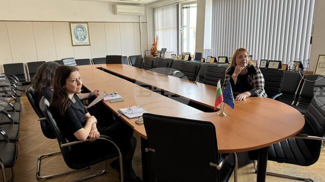  Иновативна образователна за отбелязване на 150 години от Априлското въстание бе представена в Регионалното управление на образованието в София