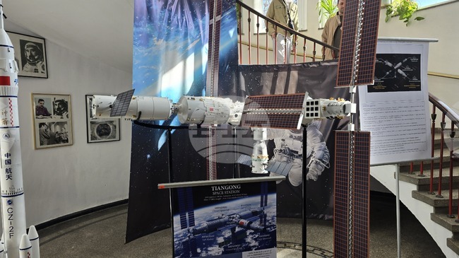 Институтът за космически изследвания и технологии отбеляза Международния ден на авиацията и космонавтиката с ден на отворени врати