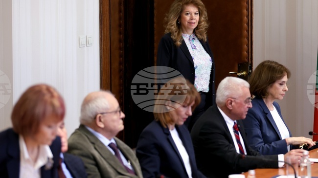 Президентът Илияна Йотова призова да не се внасят допълнителни страхове и съмнения в хората за това трябва или не да участват в изборите