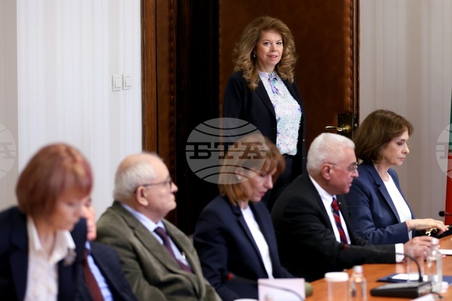 Президентът Илияна Йотова призова да не се внасят допълнителни страхове и съмнения в хората за това трябва или не да участват в изборите
