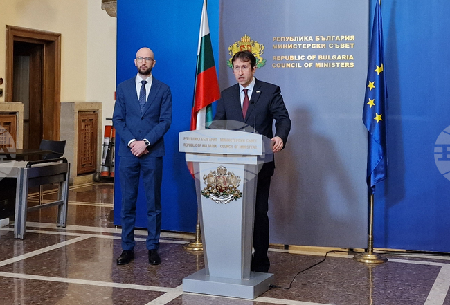 Отпускат се 18 млн. евро за подкрепа на автобусните превозвачи по междуселищните линии, съобщи министър Исмаилов